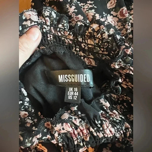 Missguided - Black Floral Print High Neck Shirred Mini Long Sleeve Dress - Picture 2 of 5